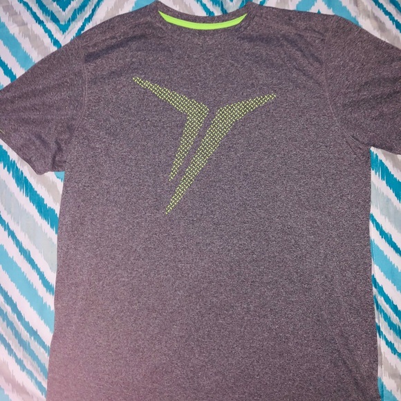 Old Navy Active Shirt - Picture 1 of 3